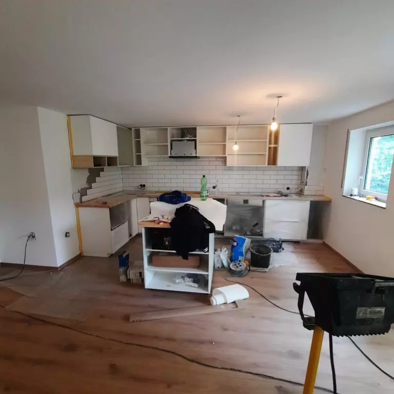 Sanierung einer 4-Zimmer Wohnung